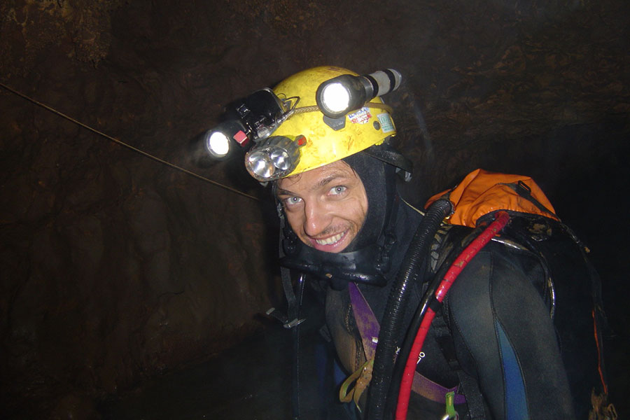 Speleologia nelle Alpi Apuane