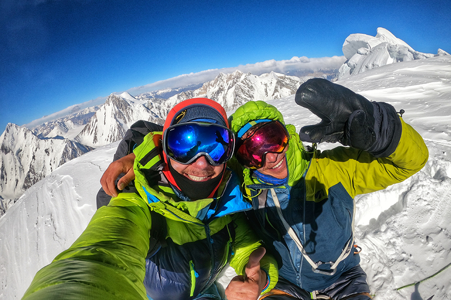 Vetta del Sani Pakkush 6.953m