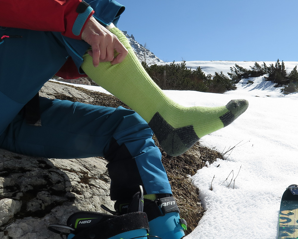 ski-touring-merino-socks